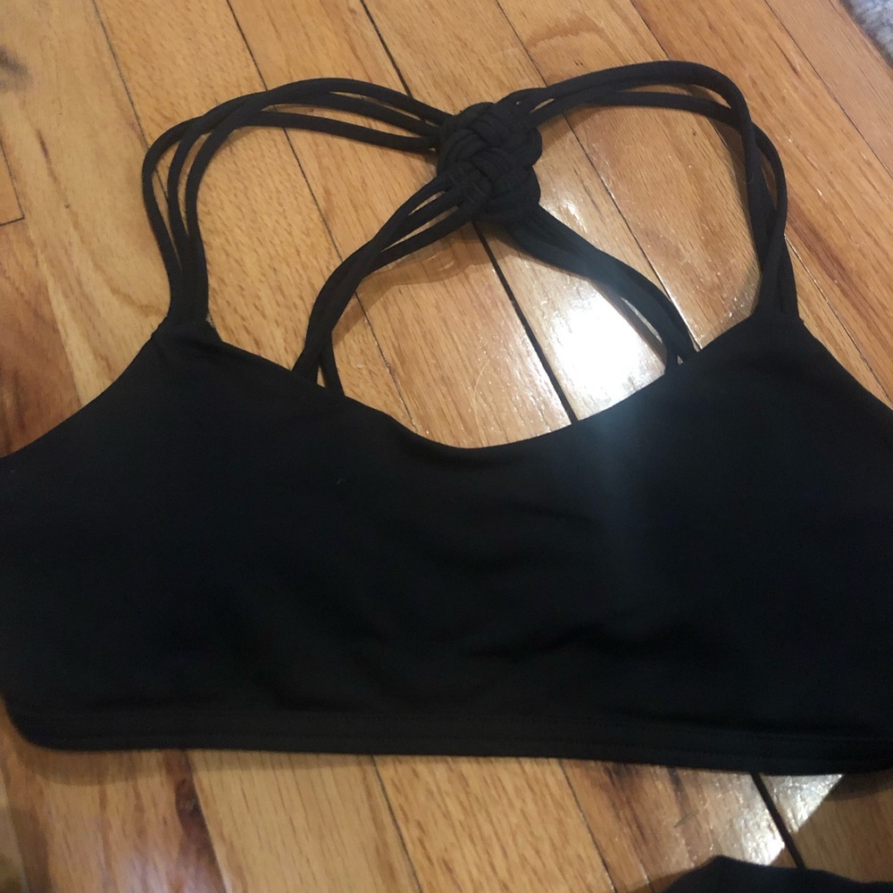 Sports bra